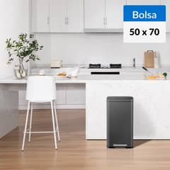 EKO - Basurero 30 Litros Plástico Negro Mate